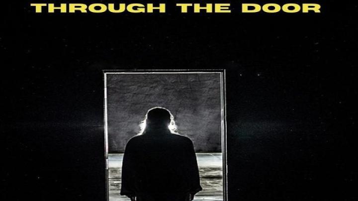 مشاهدة فيلم Through the Door 2024 مترجم ايجي بست
